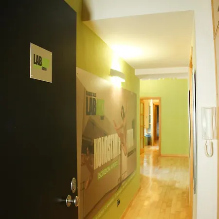 Séjour chez l'habitant Metro Amedeo - Stanza Privata Con Vasca Idromassaggio Naples