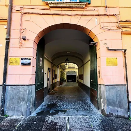 Metro Amedeo - Stanza Privata Con Vasca Idromassaggio Rum i privatbostad Neapel