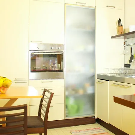 Metro Amedeo - Stanza Privata Con Vasca Idromassaggio Homestay *