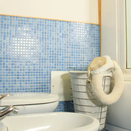 Homestay Metro Amedeo - Stanza Privata Con Vasca Idromassaggio